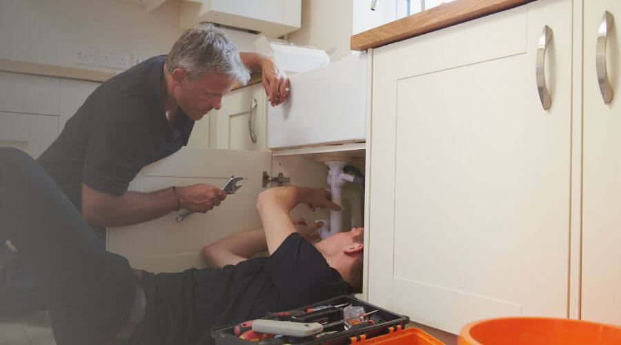 Professional expert plumbing services in Geff, IL